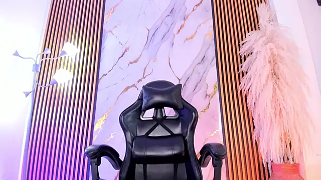 Snapshot of JulienSaint chatting on 25, 9, 2025 JulienSaint online show from 25, 9, 2025