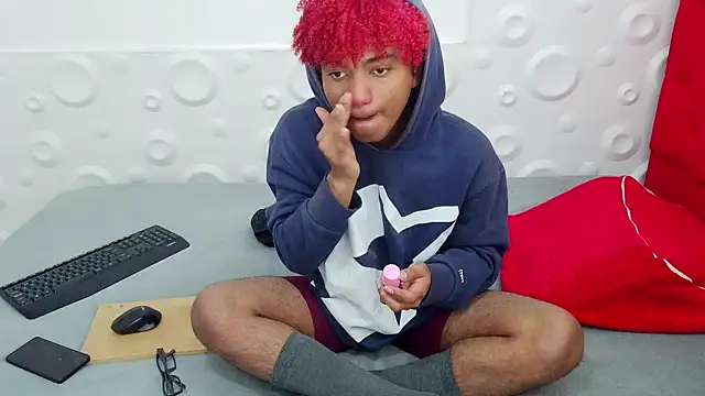 felipecams123 online show from 28, 11, 2025