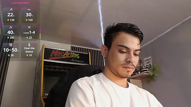 Snapshot of Bastian_MCcormick chatting on 15, 9, 2025 Bastian MCcormick online show from 15, 9, 2025