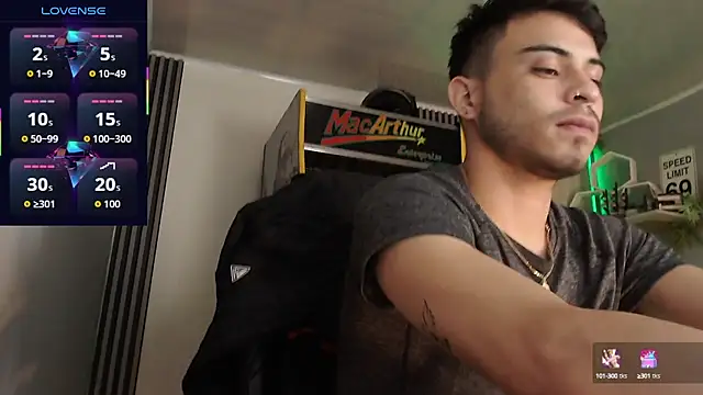 Snapshot of Bastian_MCcormick chatting on 21, 9, 2025 Bastian MCcormick online show from 21, 9, 2025