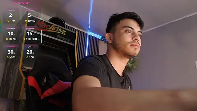 Snapshot of Bastian_MCcormick chatting on 22, 9, 2025 Bastian MCcormick online show from 22, 9, 2025