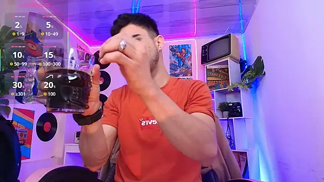 Snapshot of Bastian_MCcormick chatting on 19, 11, 2025 Bastian MCcormick online show from 19, 11, 2025