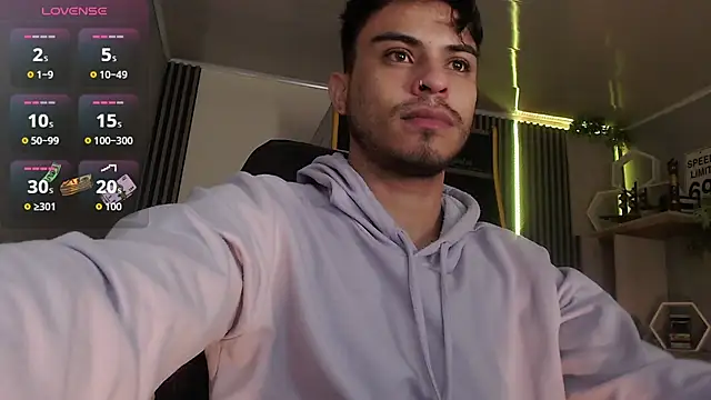 Snapshot of Bastian_MCcormick chatting on 21, 11, 2025 Bastian MCcormick online show from 21, 11, 2025