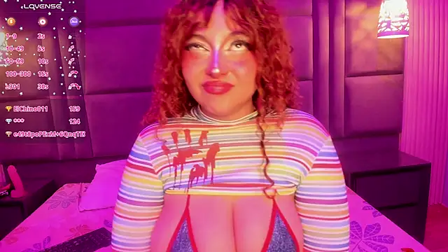 Snapshot of SamanthaaReed chatting on 3, 10, 2025 SamanthaaReed online show from 3, 10, 2025