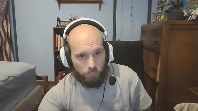 Snapshot of PDrents chatting on 5, 11, 2025 PDrents online show from 5, 11, 2025