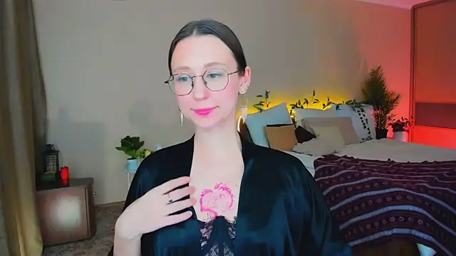 YourLovellyStory online show from 31, 1, 2026