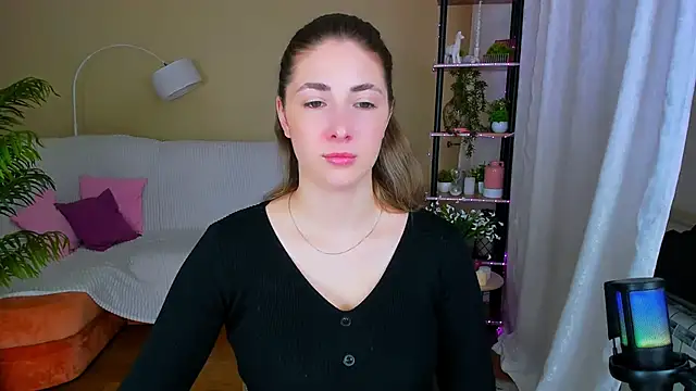 Snapshot of SensitiveSooul chatting on 10, 10, 2025 SensitiveSooul online show from 10, 10, 2025