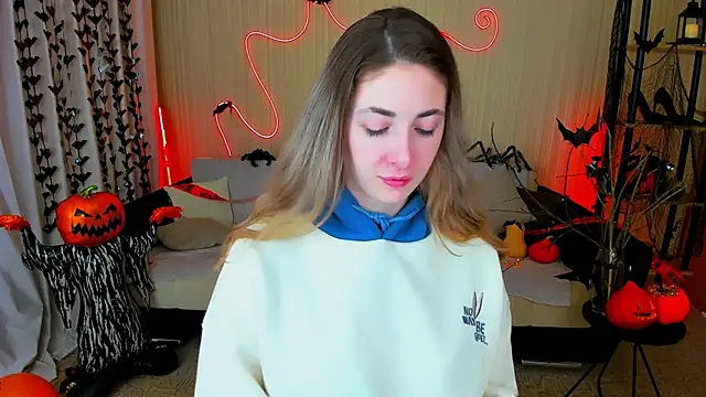 Snapshot of SensitiveSooul chatting on 24, 10, 2025 SensitiveSooul online show from 24, 10, 2025