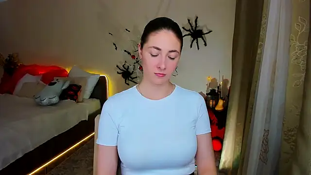 Snapshot of SensitiveSooul chatting on 26, 10, 2025 SensitiveSooul online show from 26, 10, 2025