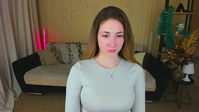 Snapshot of SensitiveSooul chatting on 2, 12, 2025 SensitiveSooul online show from 2, 12, 2025