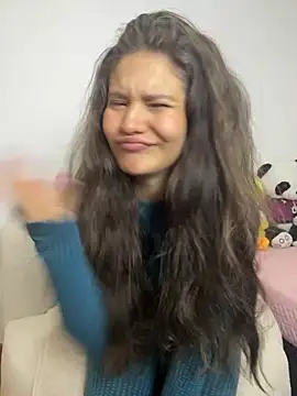 Snapshot of Emilyybennet_ chatting on 2, 11, 2025 Emilyybennet online show from 2, 11, 2025