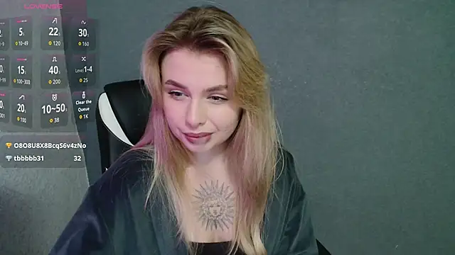 AngelicaHollywood online show from 22, 10, 2025