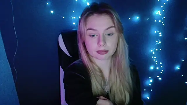 AngelicaHollywood online show from 20, 11, 2025