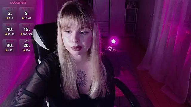 AngelicaHollywood online show from 18, 3, 2026