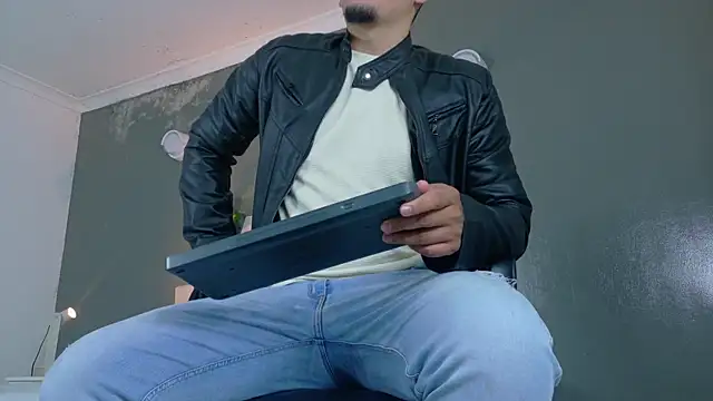 MrFox   online show from 8, 11, 2025