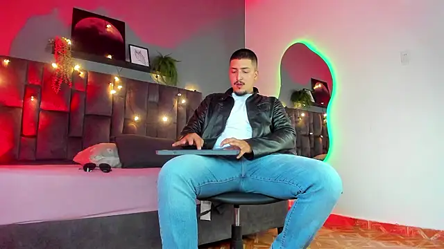 MrFox   online show from 5, 2, 2026