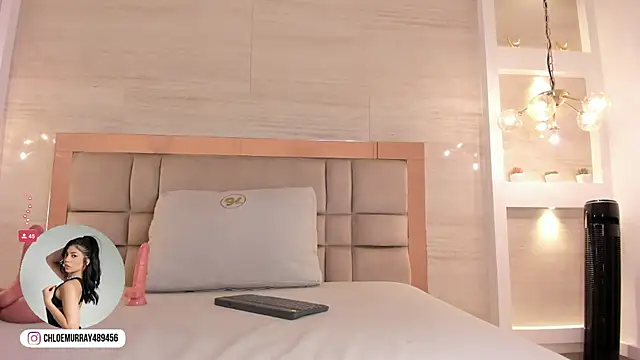 chloe murray online show from 28, 3, 2026