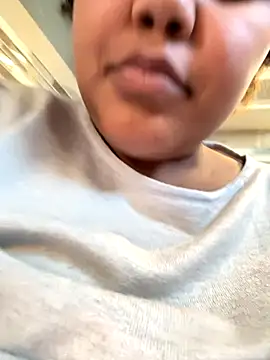 chocolate bella online show from 26, 10, 2025