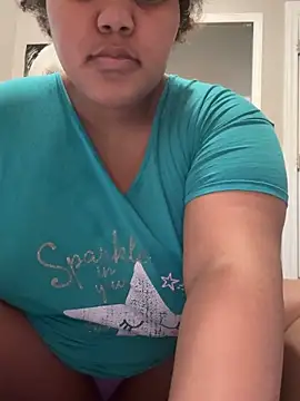 chocolate bella online show from 30, 10, 2025