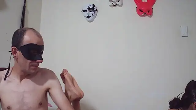 coplehot27 online show from 24, 10, 2025