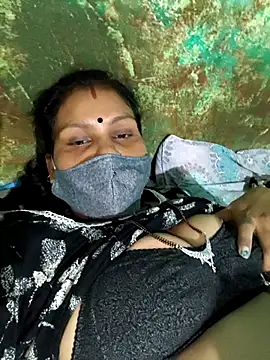 Love-pari077 online show from 11, 9, 2025