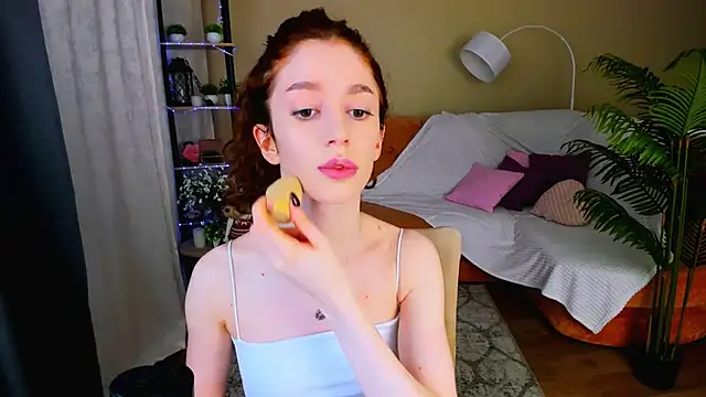 ChristinaConteeree online show from 5, 12, 2025