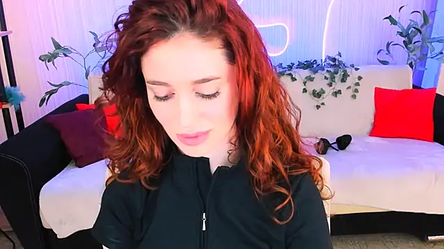 ChristinaConteeree online show from 31, 5, 2026