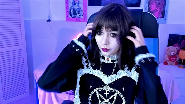 CrystallBloom online show from 29, 9, 2025