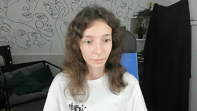 EmmanuellBrown online show from 11, 9, 2025