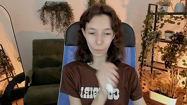 EmmanuellBrown online show from 12, 4, 2026