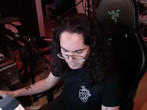 Snapshot of dorrey21 chatting on 9, 11, 2025 dorrey21 online show from 9, 11, 2025