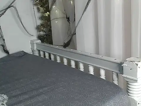 Snapshot of angelainparis28 chatting on 31, 10, 2025 angelainparis28 online show from 31, 10, 2025