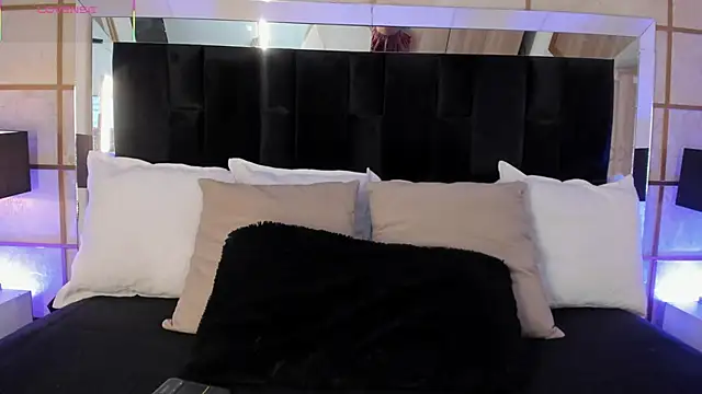 GretaVelvet online show from 12, 10, 2025