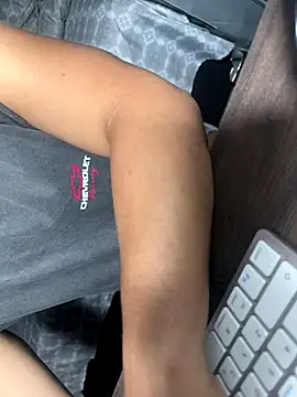 Snapshot of drigoprivaa chatting on 14, 12, 2025 drigoprivaa online show from 14, 12, 2025