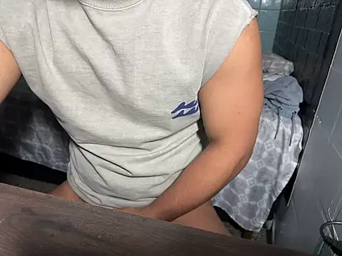 Snapshot of drigoprivaa chatting on 19, 12, 2025 drigoprivaa online show from 19, 12, 2025