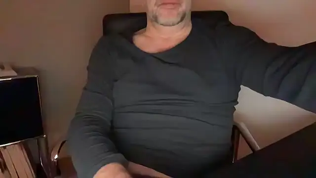 Snapshot of german9inch chatting on 14, 12, 2025 german9inch online show from 14, 12, 2025