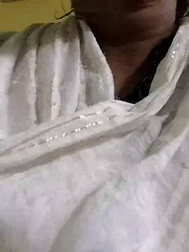 Snapshot of Monika_Telugu_Girl chatting on 29, 9, 2025 Monika Telugu Girl online show from 29, 9, 2025