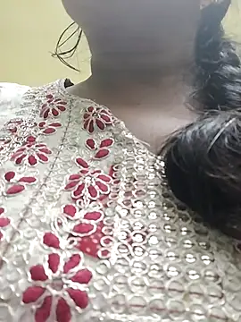 Snapshot of Monika_Telugu_Girl chatting on 15, 10, 2025 Monika Telugu Girl online show from 15, 10, 2025