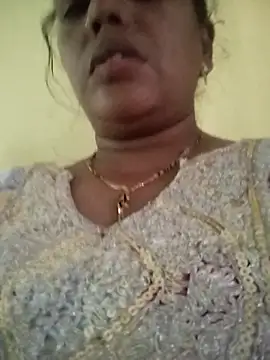 Snapshot of Monika_Telugu_Girl chatting on 11, 11, 2025 Monika Telugu Girl online show from 11, 11, 2025