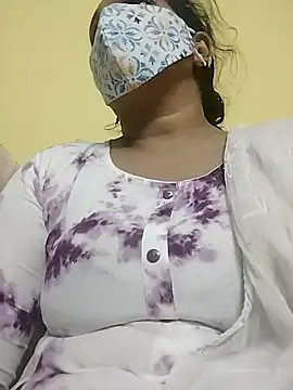 Snapshot of Monika_Telugu_Girl chatting on 7, 1, 2026 Monika Telugu Girl online show from 7, 1, 2026