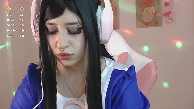 Snapshot of Hachiko_Love chatting on 9, 11, 2025 Hachiko Love online show from 9, 11, 2025