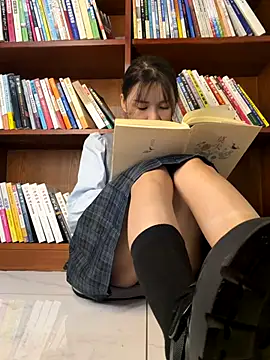 Snapshot of Adora188 chatting on 30, 10, 2025 Adora188 online show from 30, 10, 2025