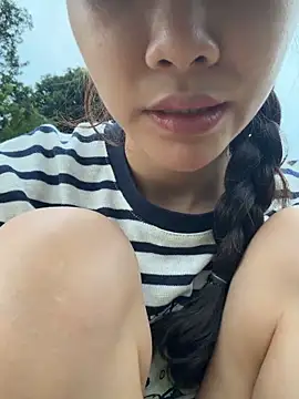 Snapshot of Adora188 chatting on 7, 11, 2025 Adora188 online show from 7, 11, 2025