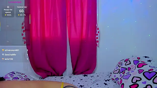 Snapshot of milita_houston chatting on 22, 12, 2025 milita houston online show from 22, 12, 2025