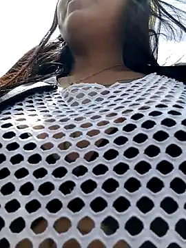 Snapshot of LunaHot_777 chatting on 13, 9, 2025 LunaHot 777 online show from 13, 9, 2025