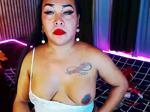 Snapshot of CumFactoryLuna chatting on 17, 6, 2026 CumFactoryLuna online show from 17, 6, 2026
