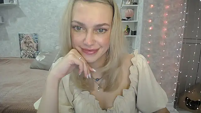 Snapshot of NickyAdamidi chatting on 20, 9, 2025 NickyAdamidi online show from 20, 9, 2025