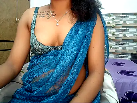 Snapshot of HOT_AARVI11 chatting on 27, 11, 2025 HOT AARVI11 online show from 27, 11, 2025