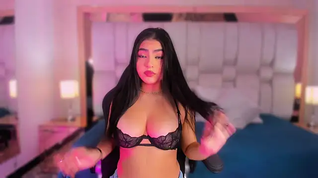 Snapshot of BelaCox_ chatting on 21, 9, 2025 BelaCox  online show from 21, 9, 2025