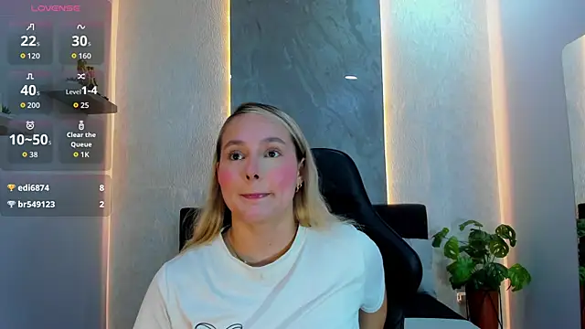 Snapshot of Emmaa_white_ chatting on 2, 7, 2026 Emmaa white online show from 2, 7, 2026